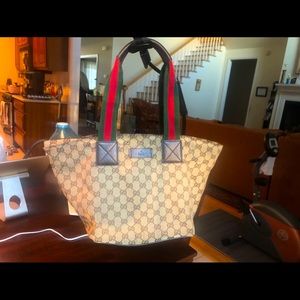 GUCCI GG canvas Shelly line Womens tote bag.